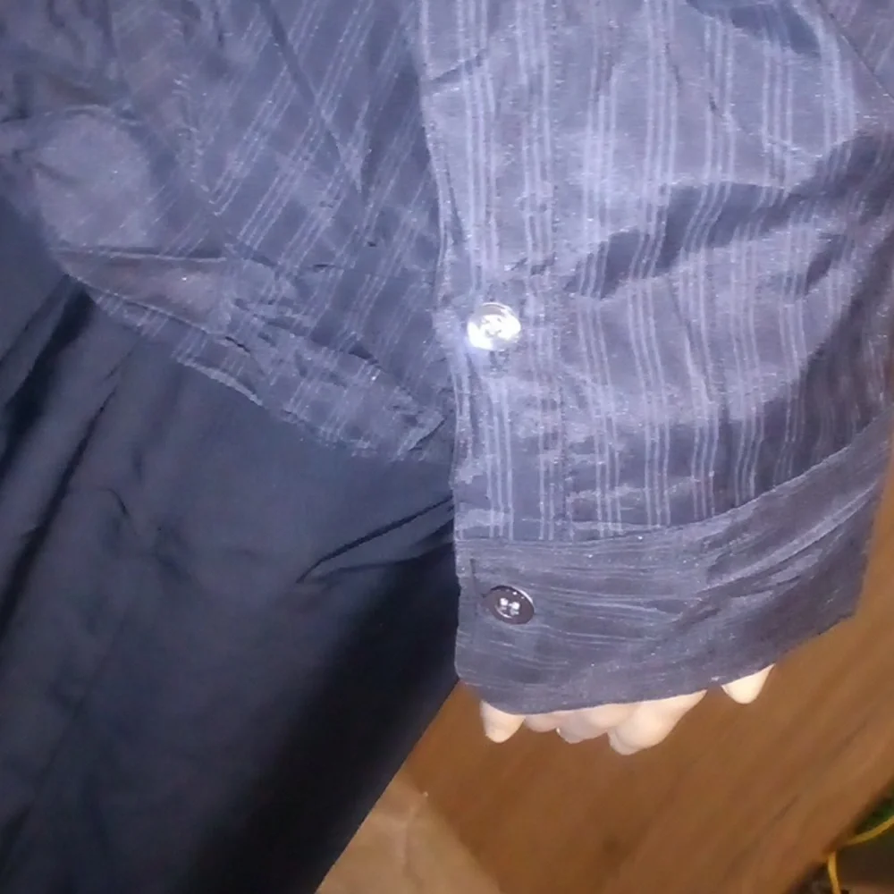 Armani Collezioni Men’s Pin Strip black dress shirt - Sz. XL - Picture 4 of 11